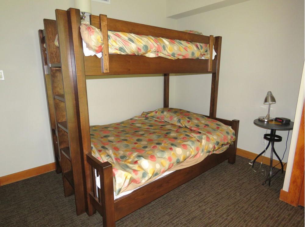 Lodging Ovations Otel Whistler Dış mekan fotoğraf
