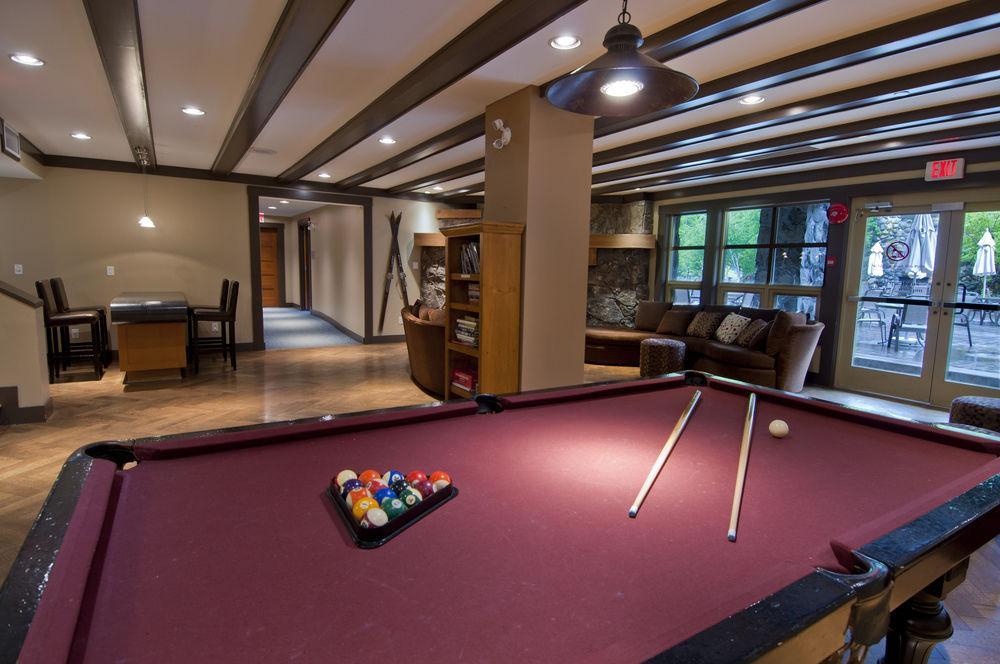 Lodging Ovations Otel Whistler Dış mekan fotoğraf