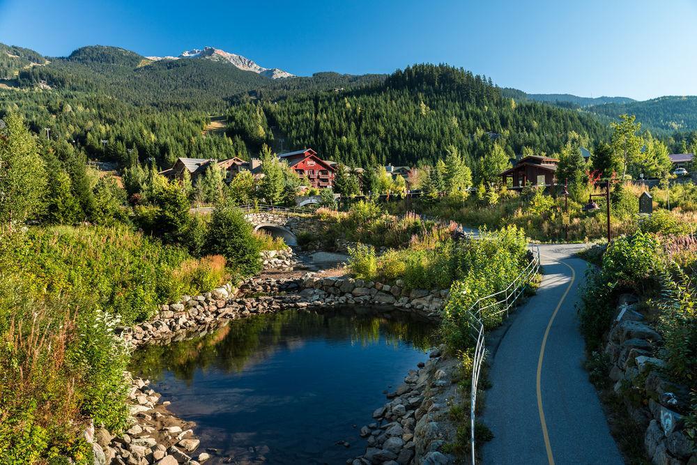 Lodging Ovations Otel Whistler Dış mekan fotoğraf